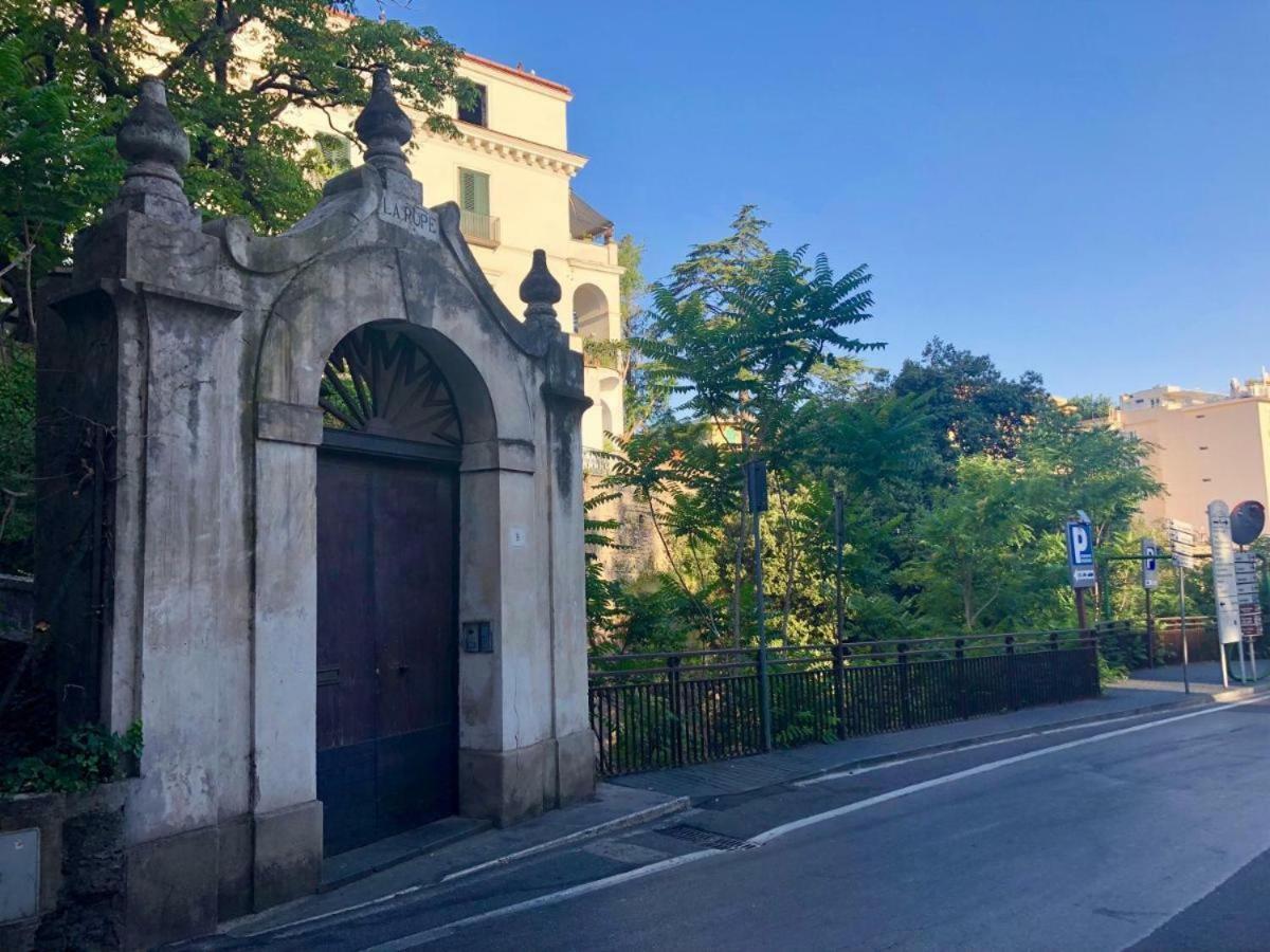 Casa Enzina Hotel Sorrento Exterior foto
