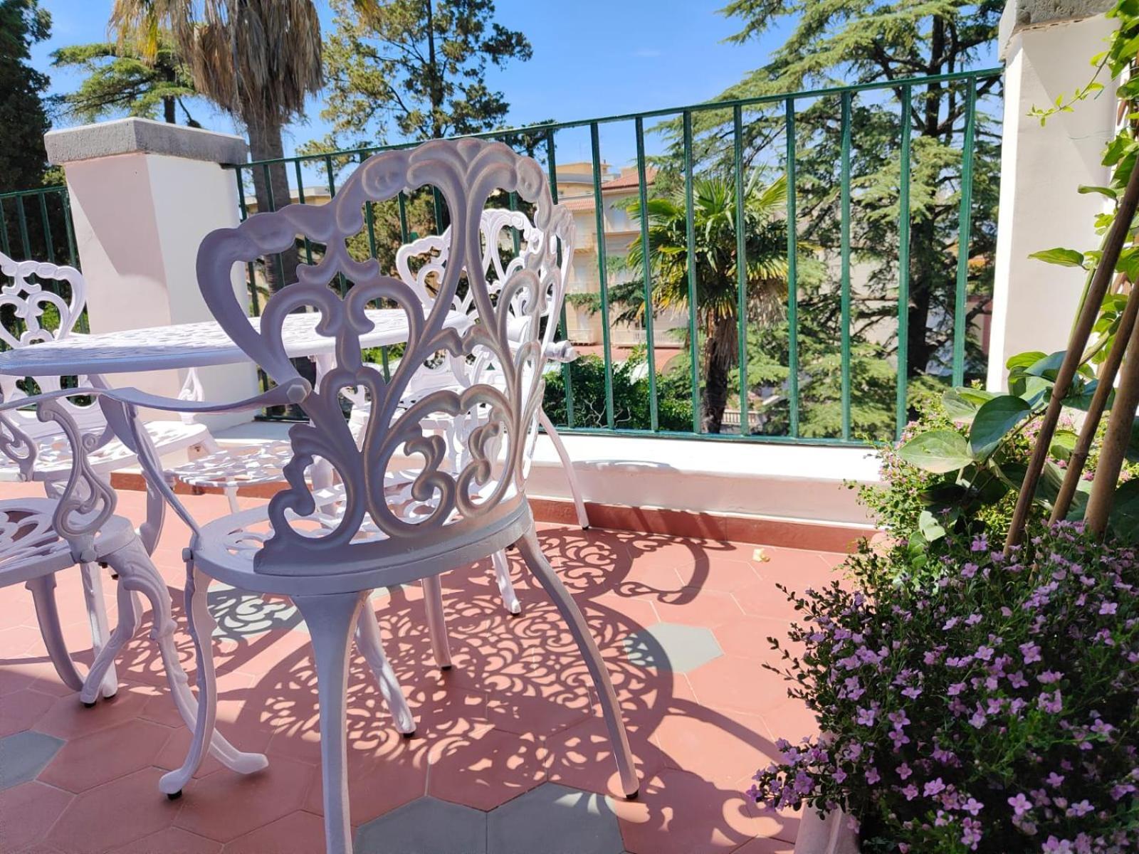 Casa Enzina Hotel Sorrento Exterior foto
