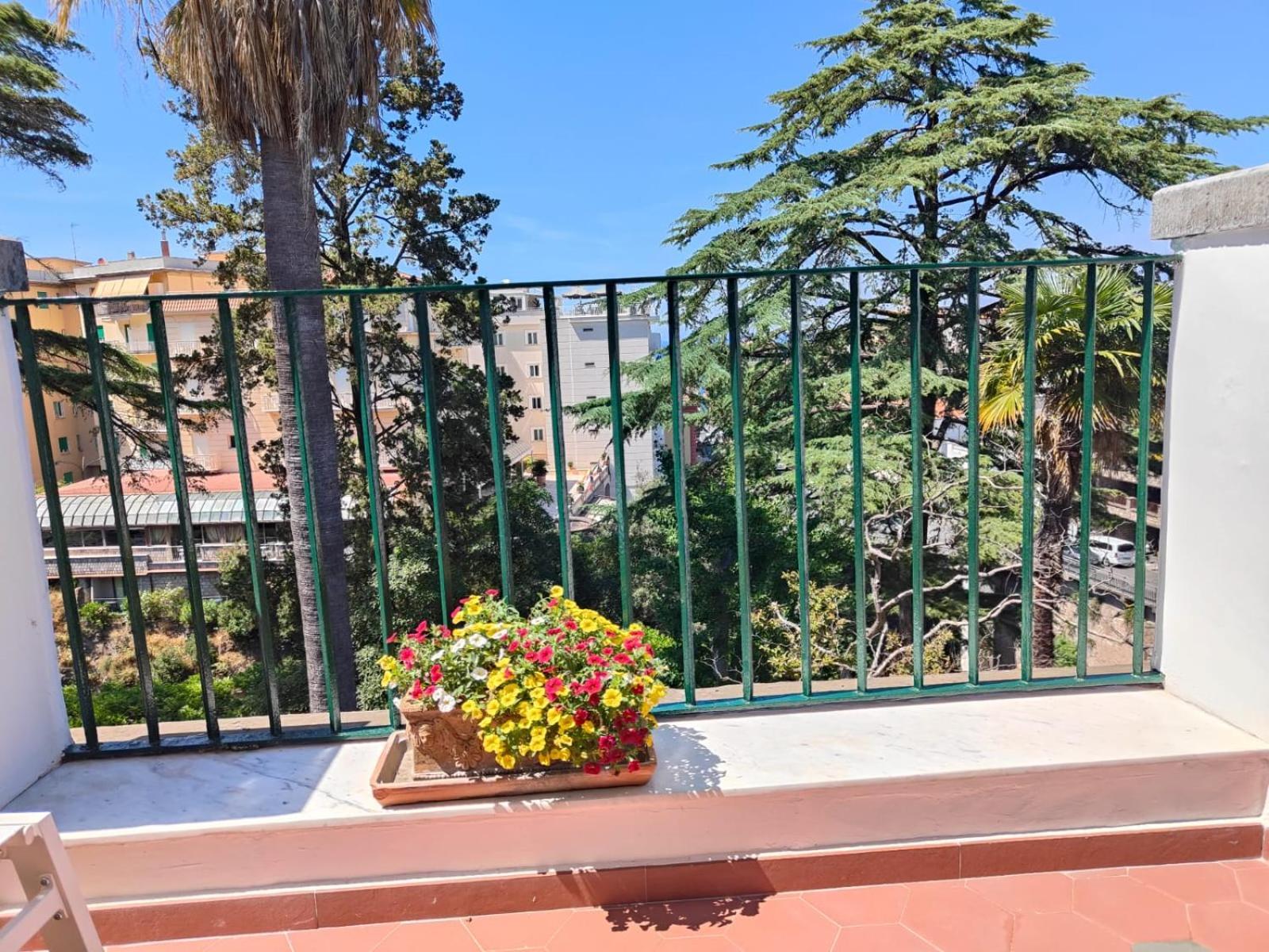 Casa Enzina Hotel Sorrento Exterior foto